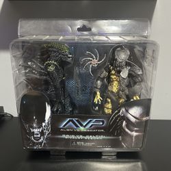 NECA AVP ALIEN vs PREDATOR GRID vs CELTIC RIVALRY REBORN 2 PACK!