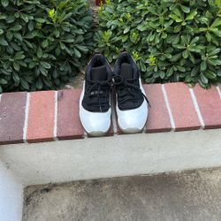 Jordan Low 11 Tuxedo Size 12 Men’s Shoes 