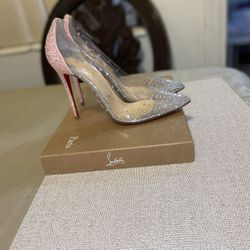 Christian Louboutin Pumps size 38