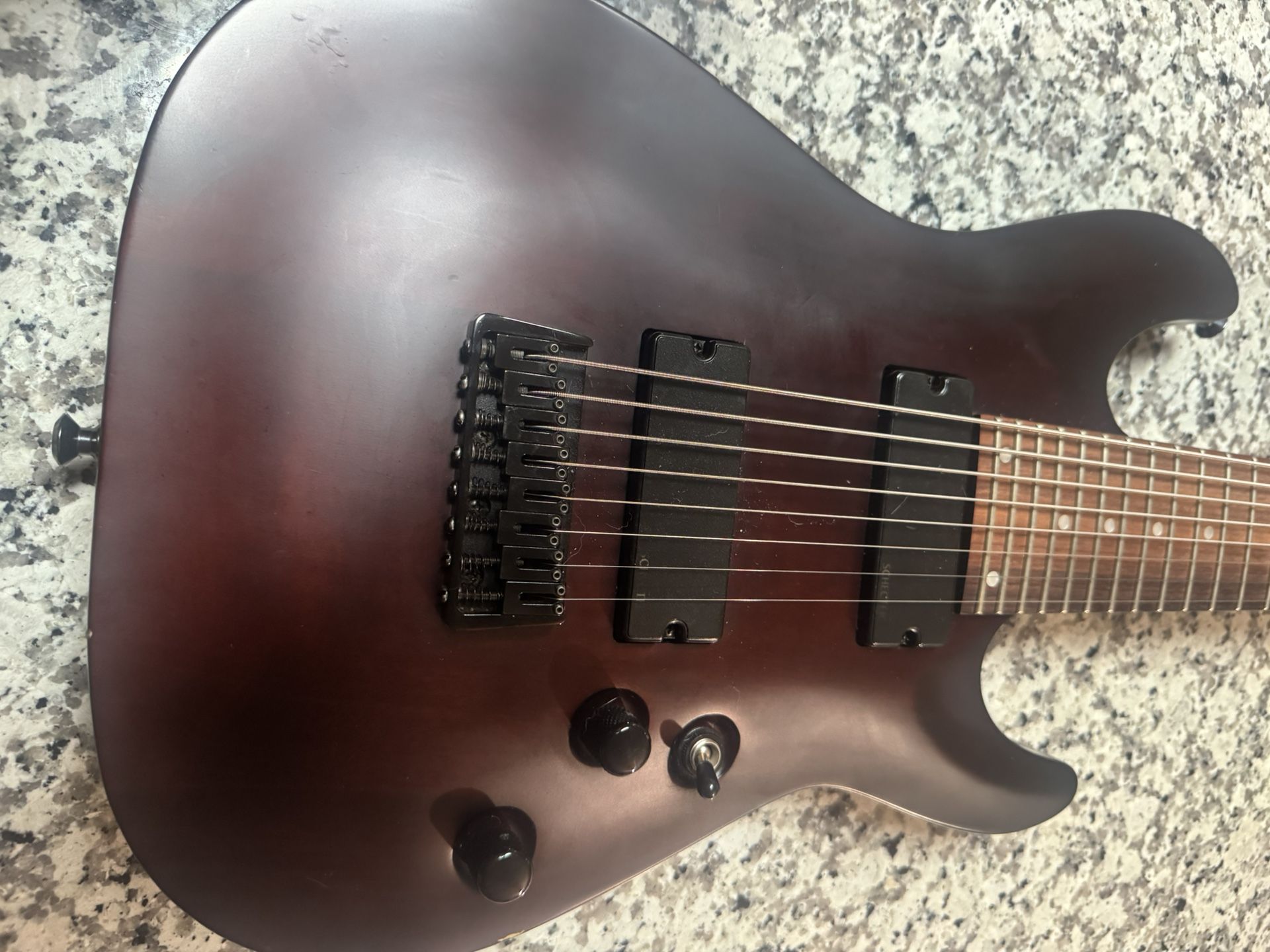 Schecter 8 Omen