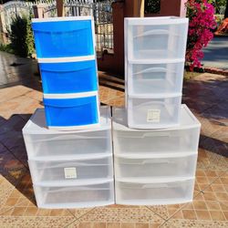 4 Plastic Drawers 