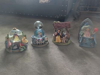 Disney Princess Snow Globe Collection Set of 8