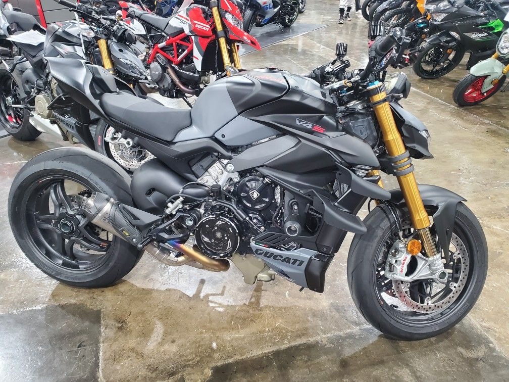 2021 Ducati Streetfighter V4