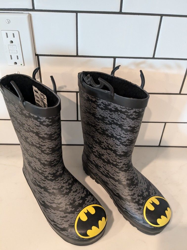 Size 1 Kids Snow Rain Boots Batman