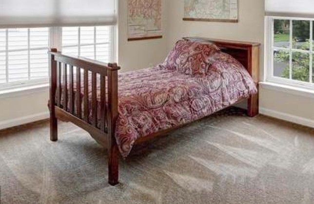 2 single beds Solid wood