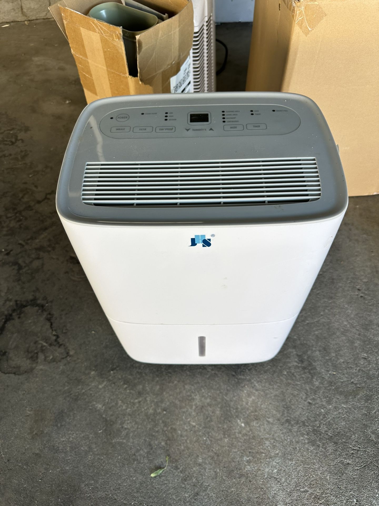 DEHUMIDIFIER