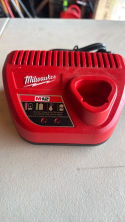 Milwaukee M12