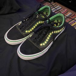Shake Junt Vans Shoes Size 9.5