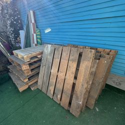 Wooden Palettes 