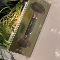 Revolution Skincare Jade Facial Roller- NEW UNOPENED 