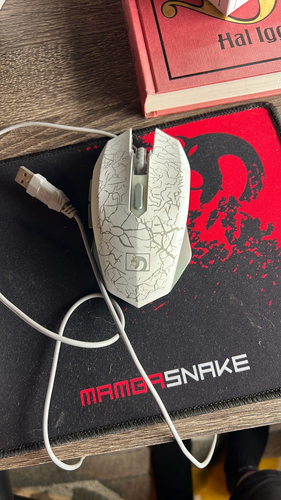 Refrain Gaming Keyboard Mouse Speakers And Mousepad For Sale All Light Up Working No Damage