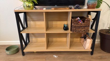 Cubby shelf