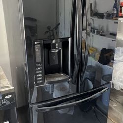 Free Whirlpool Fridge - For Parts - Mostly Works