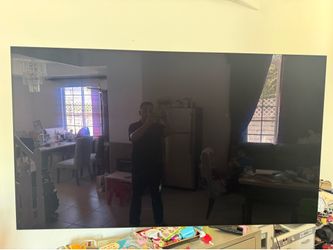 LG 77” OLED broken screen, for parts