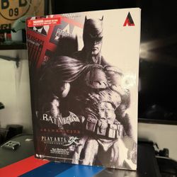 Square Enix Play Arts Kai No.4 Batman The Dark Knight Returns Action Figure