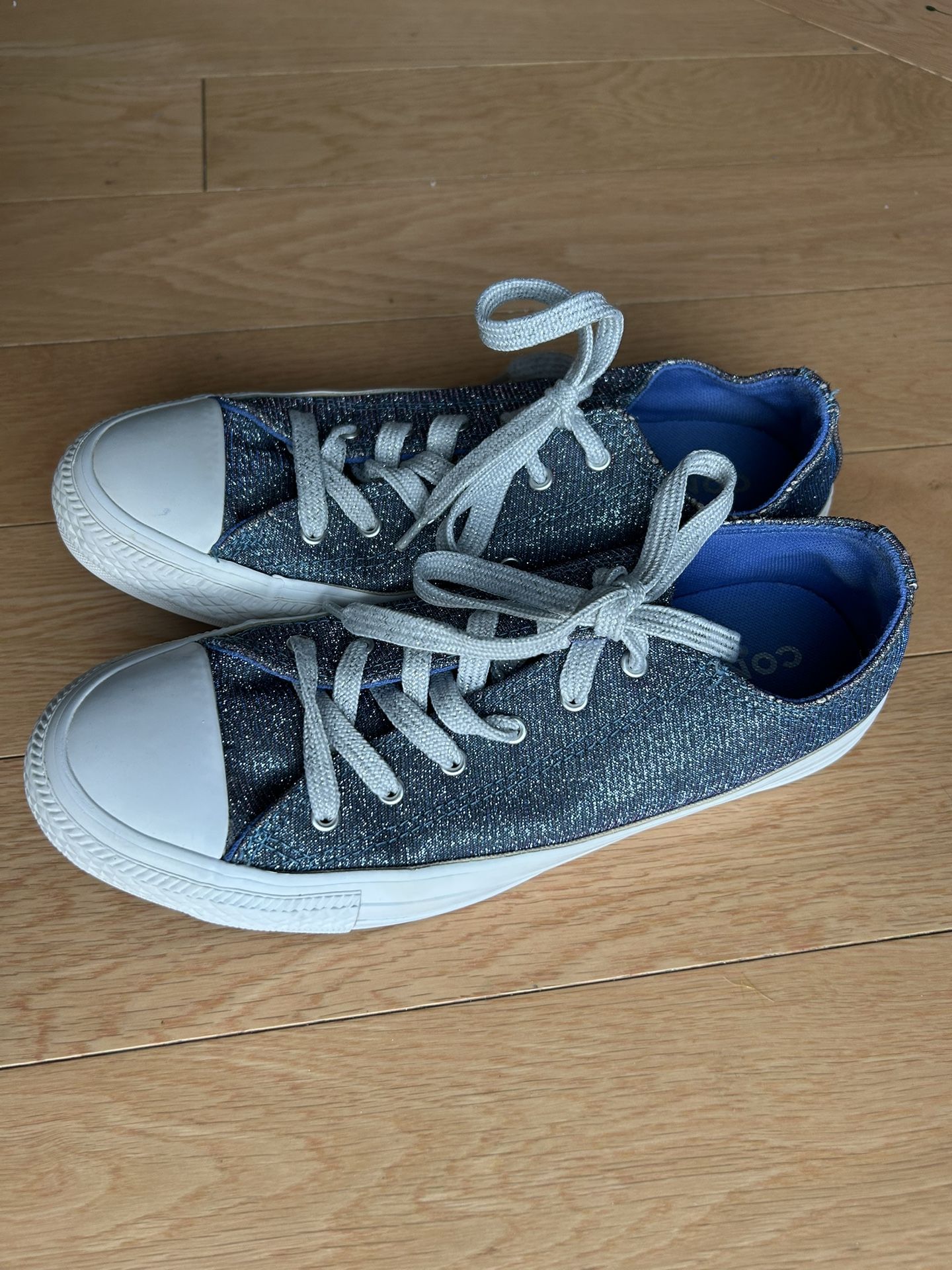 Blue Converse Big Kid Size 5 For Girls Like New