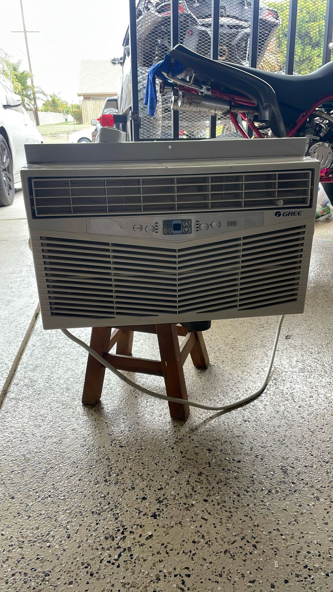 AC Window Unit