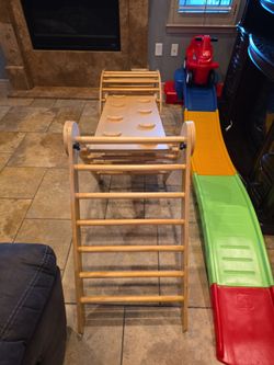 Kids climbing activity