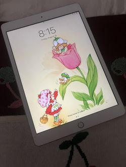 iPad 7th Generation, 32 GB ($200 OBO) 