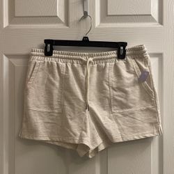 Brand New Ivory Utility Shorts Size Large