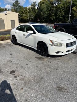2012 nissan maxima