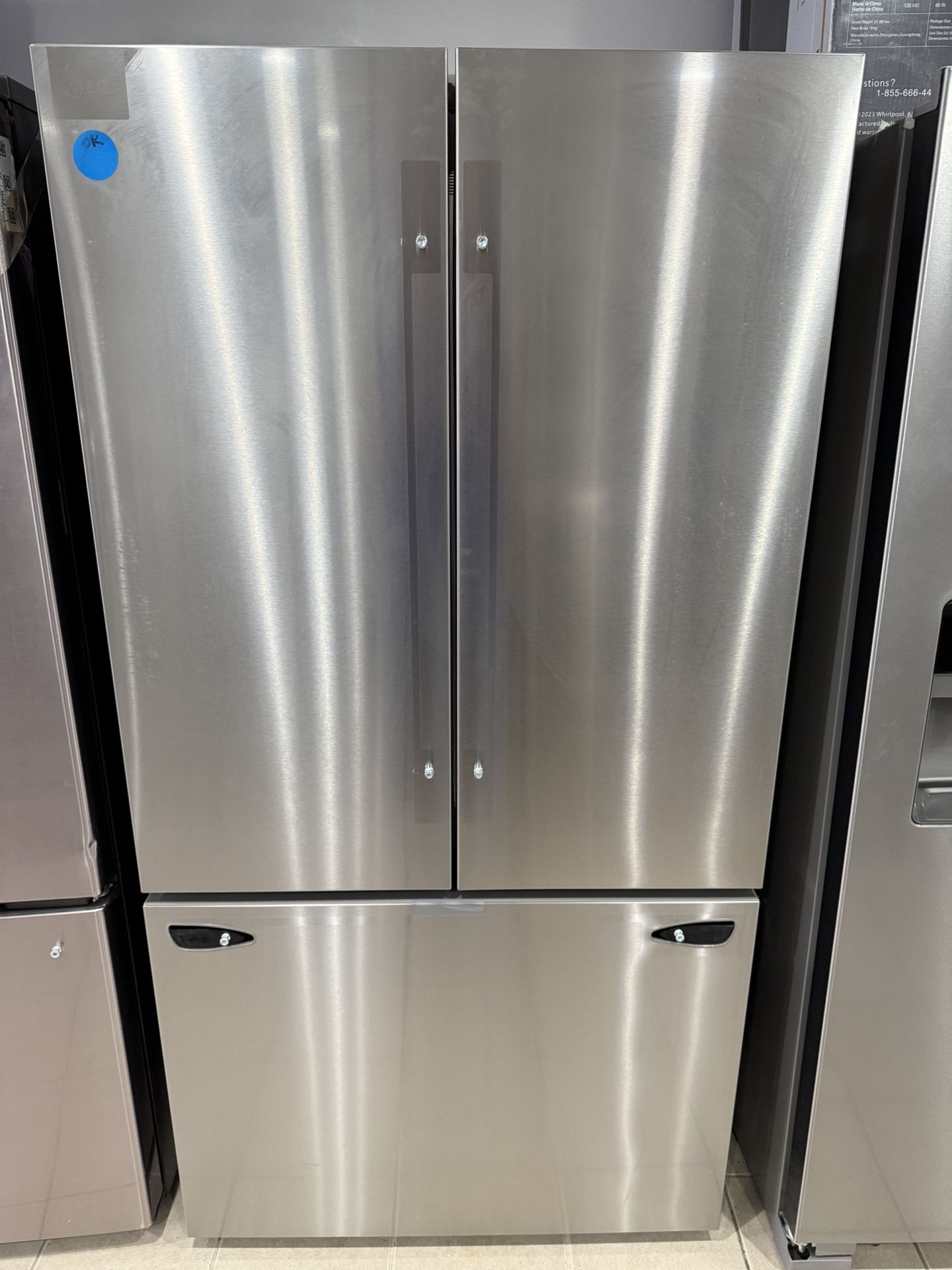 Refrigerator LG French Door With Internal Water Dispenser