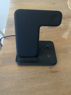 Charging Station (iPhone, Apple Watch & AirPods)