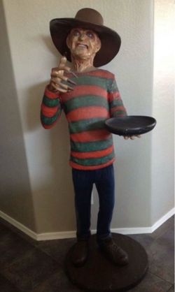 5ft Freddy Krueger Halloween Statue