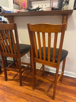 Bar stools (2)