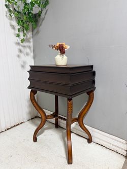 Side table, End table