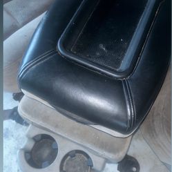 For Sale Middle Jump Seat Silverado Chevy 