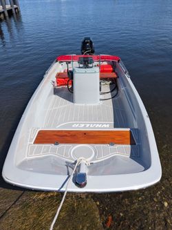 Boston Whaler 13