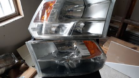 2012 Dodge Ram 4x4 ligths
