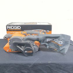 Ridgid 3x18 In Belt Sander