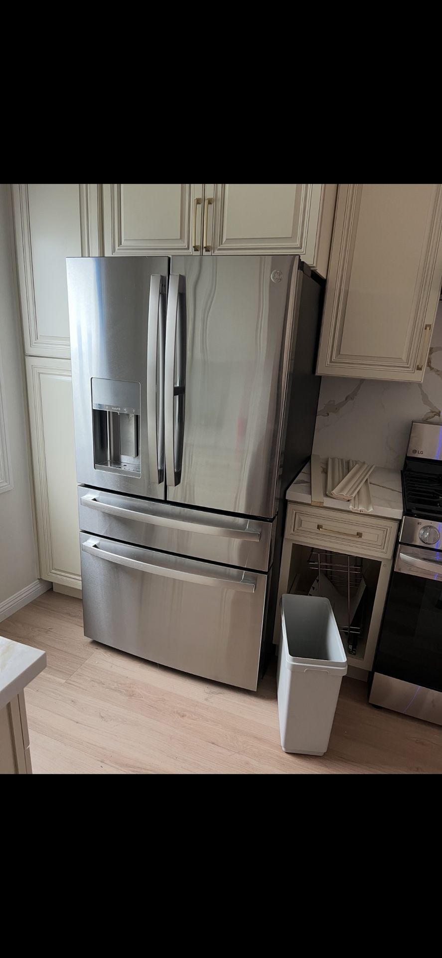 70x36 GE Appliances Refrigerator