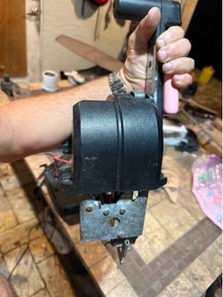 Evinrude/johnson throttle box