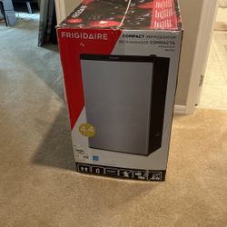 Like New Mini Fridge 
