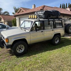 1990 Isuzu Trooper