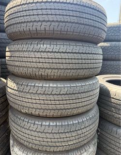 205-75r14 Goodyear tires  en excelentes condiciones de vida las 4