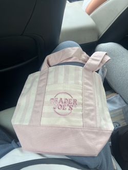 Trader's Joe tote bag
