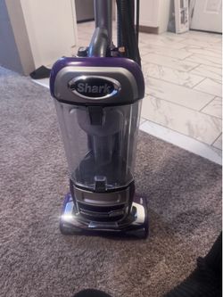 Shark navigator vacuum