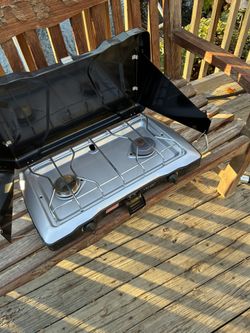 Like New Coleman Triton Propane Cooking Two Burner Stove  