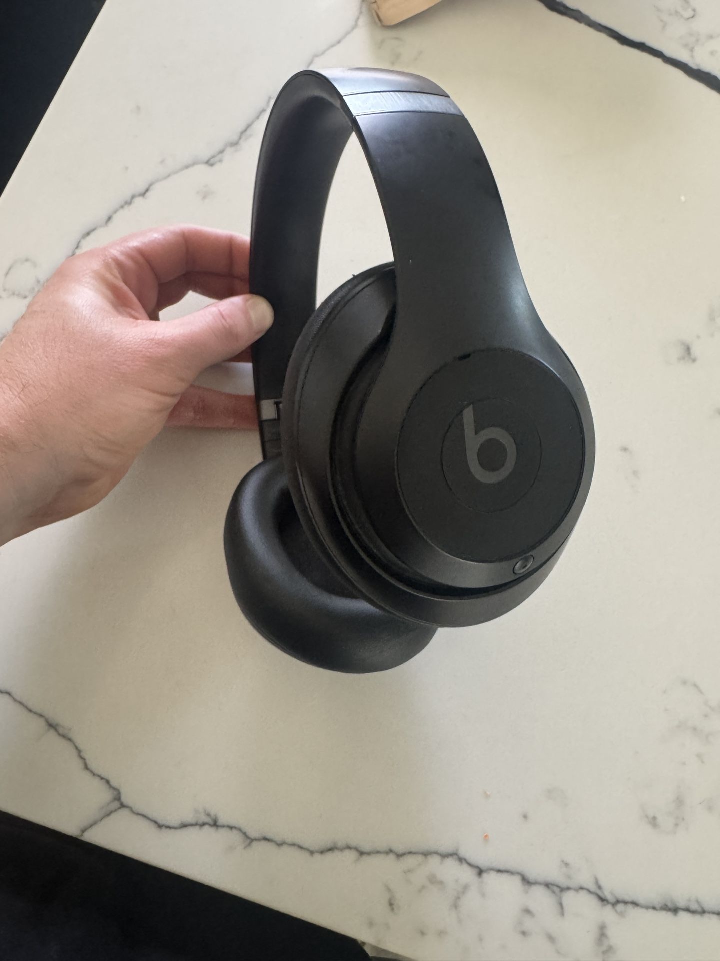 Beats Studio Pro