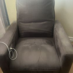 Used Great Conditions Abbyson recliner