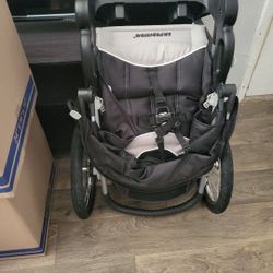 Babytrend Stroller. Used Once 