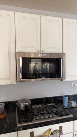 Kitchen aid Microwave over the range