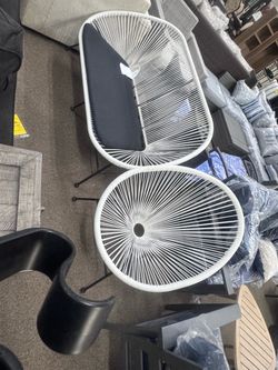 Furniture & Mattress Discounters