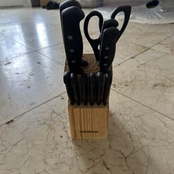 Farberware 12-Piece Knife Block and Kitchen Tool Set. 