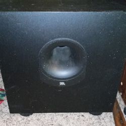 Powered Jbl Subwoofer  Model 135 S. Read The Post