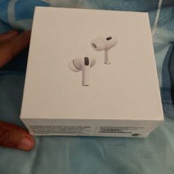 Selling AirPod Pros2ndgens 